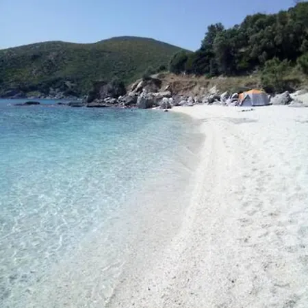 Real Paradise Kalamos Evia Appartement *