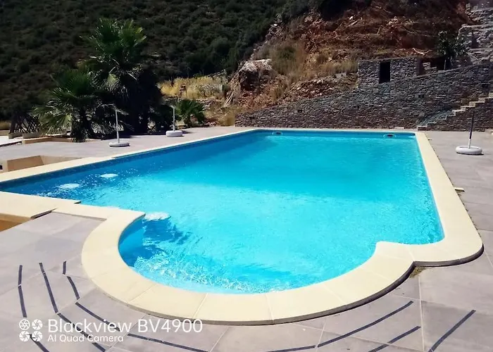 Real Paradise Kalamos Evia Apartment Trikovilon